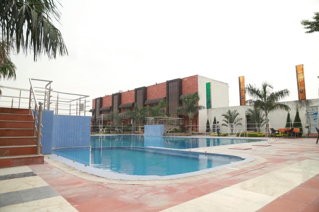 Hotel Sukhdeo Palace Gaya Buitenkant foto
